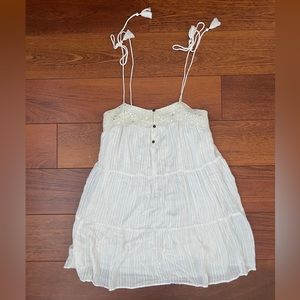 ❌SOLD❌ White Flowy Dress